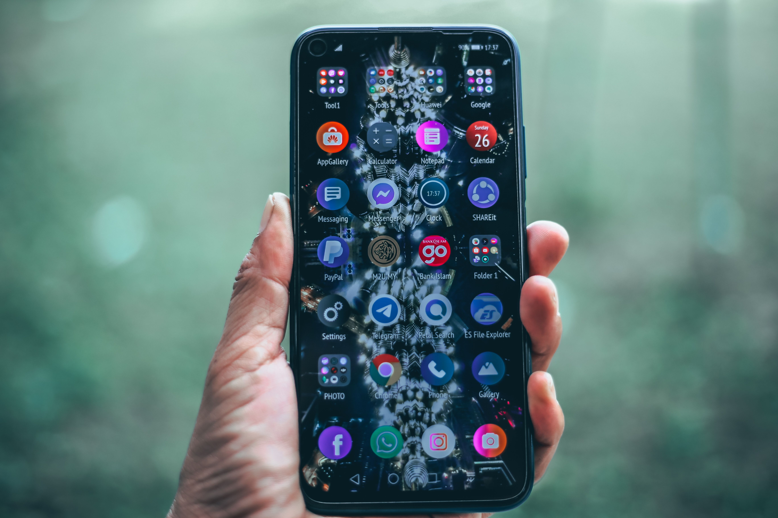 How Many AI Tools Apps Does a Real Estate Agent Really Need?