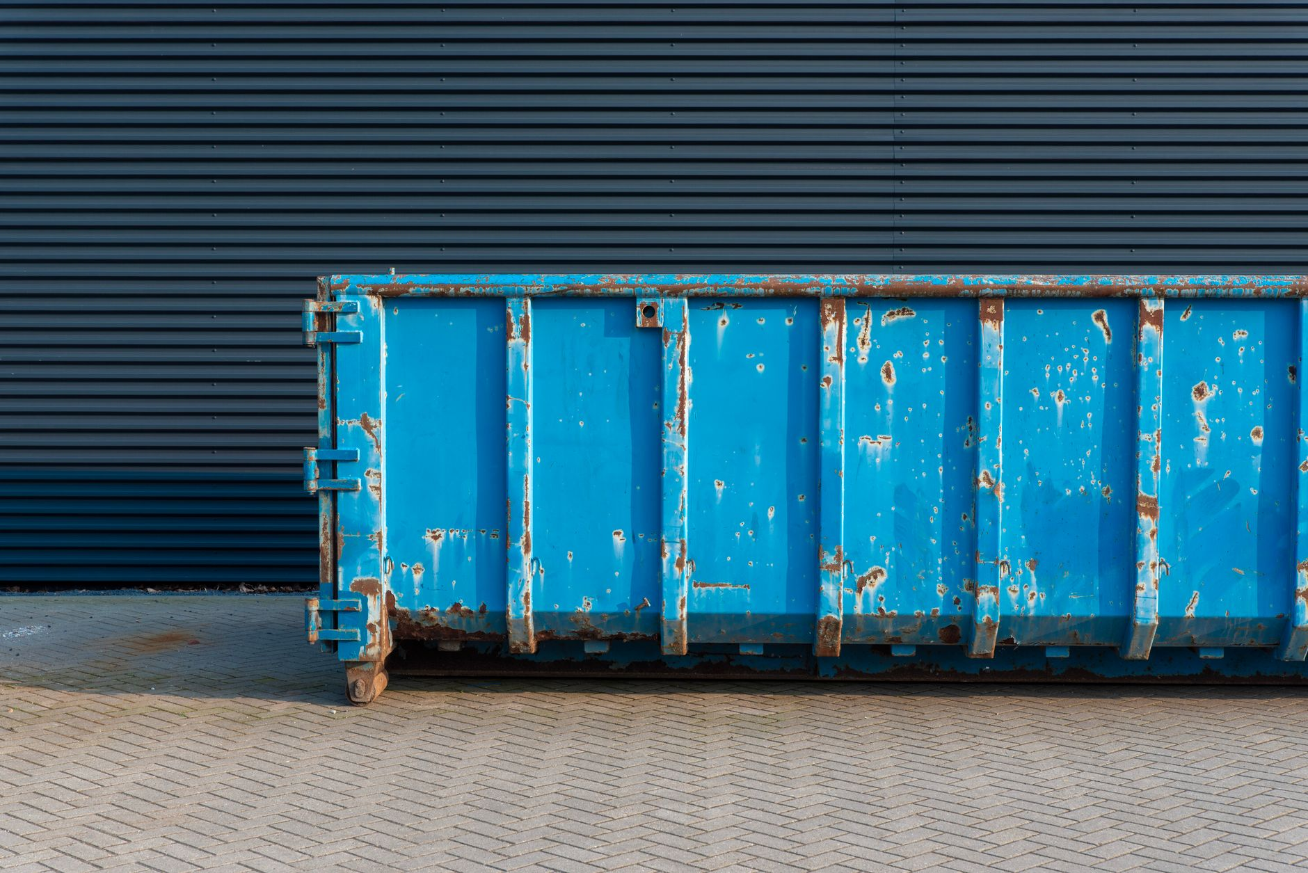The Brutal Reality of the Dumpster Rental Business: Margins, Routes, and Heavy Iron